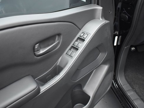 New 2026 Nissan Frontier S image 11