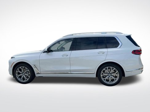 New 2026 BMW X7 xDrive40i w/ Premium Package image 5