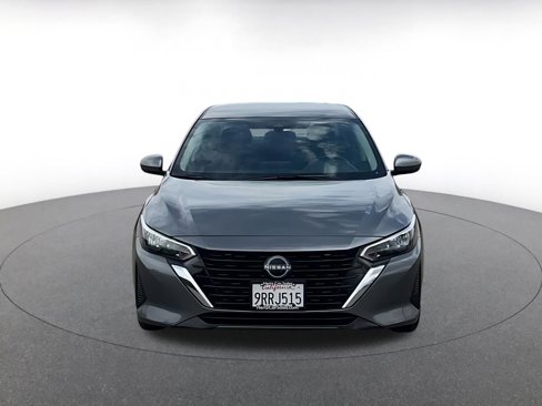 Used 2025 Nissan Sentra SV image 4