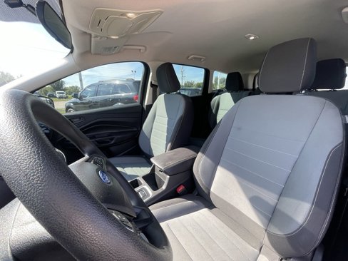 Used 2018 Ford Escape S image 18