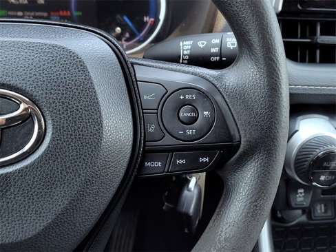 Used 2023 Toyota RAV4 LE image 20