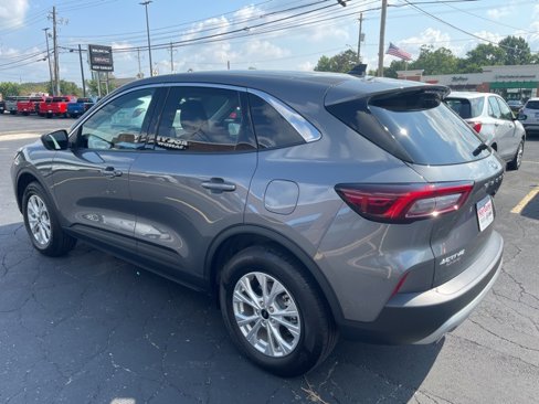 Used 2024 Ford Escape Active image 4