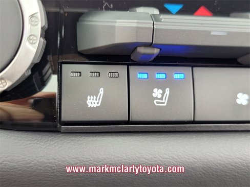 New 2025 Toyota Tundra Platinum image 14