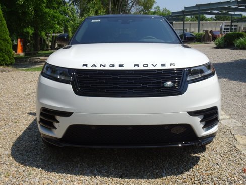 New 2026 Land Rover Range Rover Velar Dynamic SE image 13