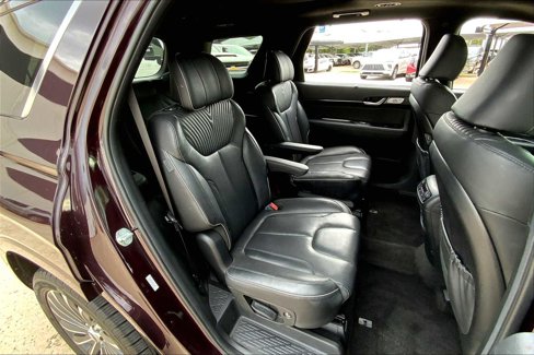 Used 2024 Hyundai Palisade Calligraphy image 19