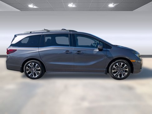 New 2026 Honda Odyssey Elite image 8
