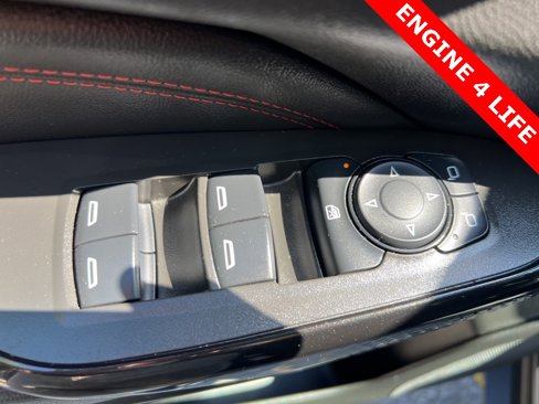 Used 2024 Chevrolet Trax RS w/ Sunroof Package image 6