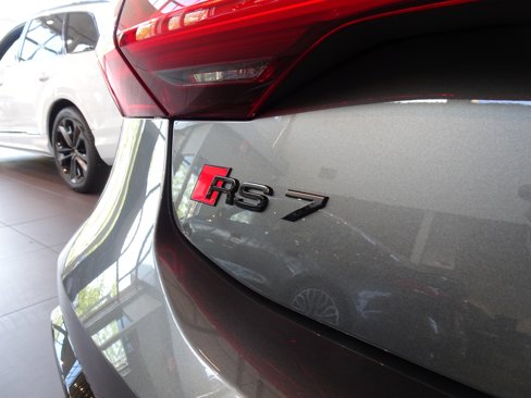 New 2025 Audi RS 7 Performance image 8