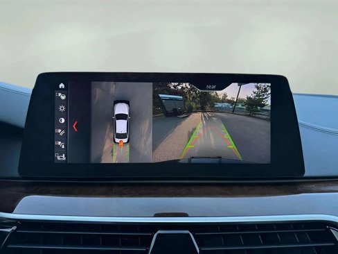 Used 2018 BMW 540i xDrive image 19