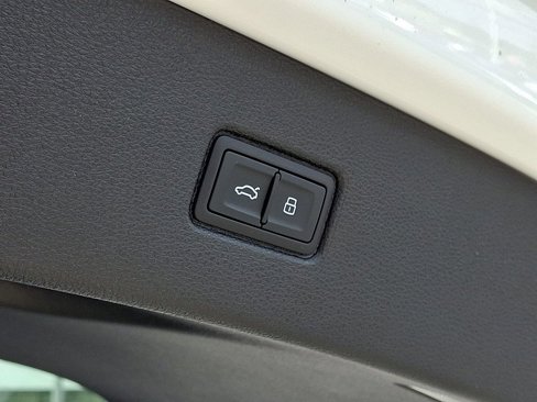 New 2025 Audi Q7 3.0T Premium Plus image 23