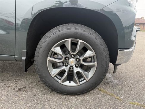New 2026 Chevrolet Silverado 1500 LT image 10