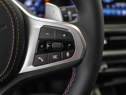 New 2026 BMW X5 M60i image 14