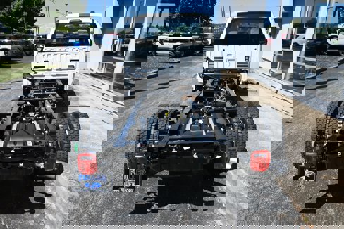 New 2026 Ford F550 2WD Regular Cab Super Duty image 3
