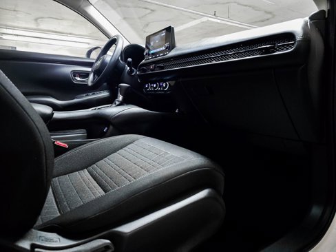 Certified 2023 Honda HR-V LX image 39