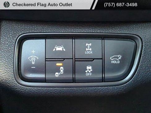 Used 2019 Hyundai Santa Fe AWD image 12