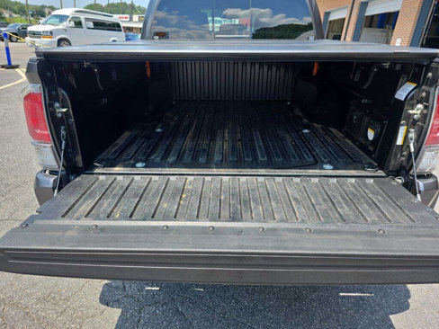 Used 2020 Toyota Tacoma TRD Sport image 10