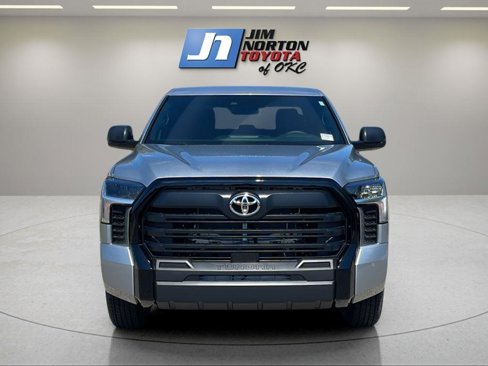 New 2026 Toyota Tundra SR image 8