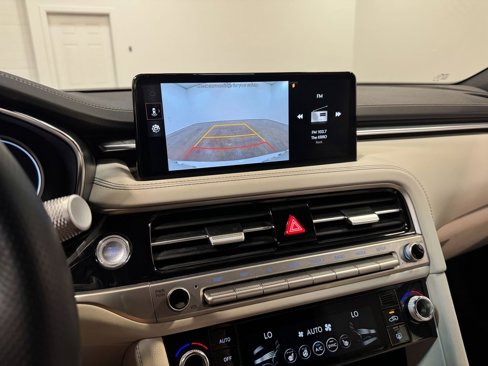 Used 2025 Genesis G70 2.5T image 83