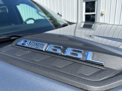 Used 2025 Chevrolet Silverado 3500 LTZ w/ LTZ Plus Package image 25