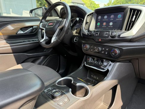 Used 2021 GMC Terrain SLE image 30