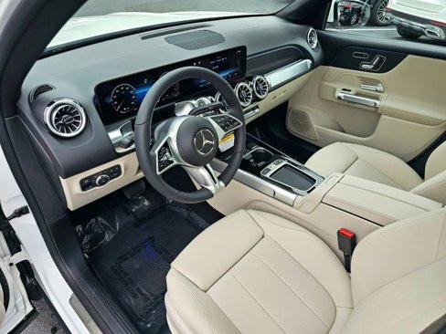 New 2026 Mercedes-Benz GLB 250 4MATIC image 14