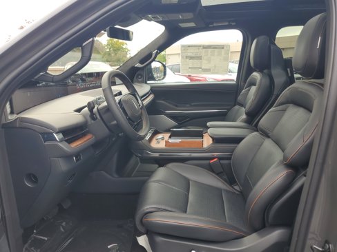 New 2025 Lincoln Navigator Black Label image 12