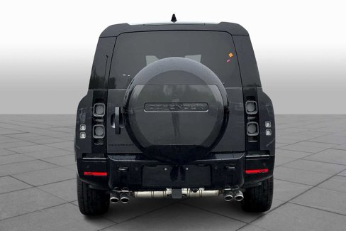 New 2025 Land Rover Defender 130 V8 image 4
