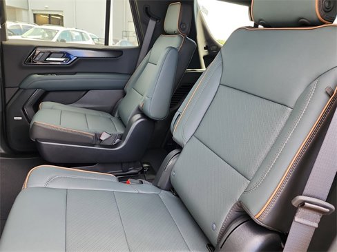 New 2026 GMC Yukon AT4 w/ AT4 Premium Plus Package image 16