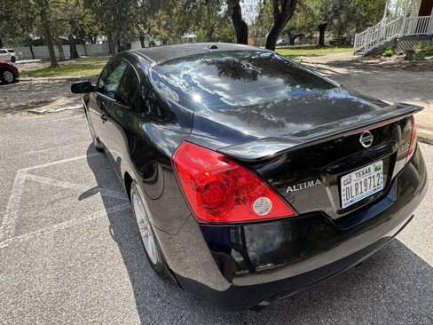 Used 2011 Nissan Altima 2.5 S w/ 2.5S Premium Pkg image 3