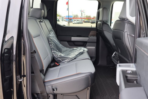 New 2025 Ford F150 Lariat w/ Equipment Group 502A High image 11