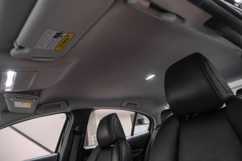 Used 2021 MAZDA MAZDA3 s image 35