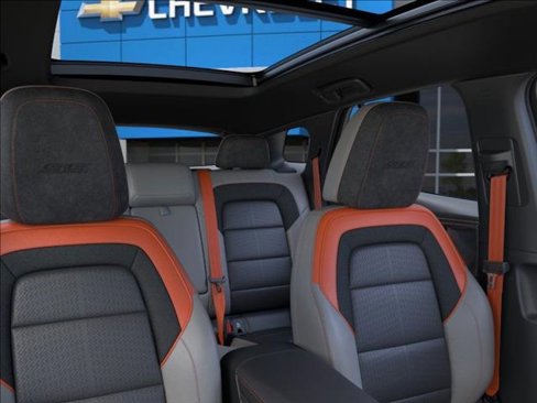 New 2025 Chevrolet Blazer EV SS image 24