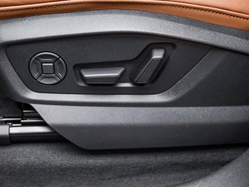 New 2025 Audi Q8 Premium Plus image 23