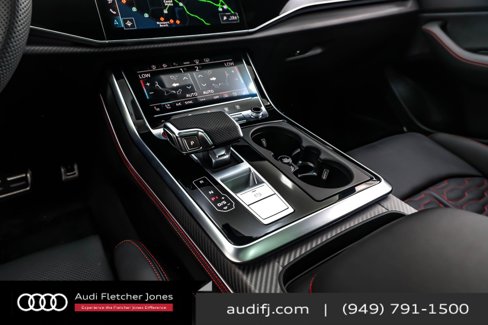 New 2025 Audi RS Q8 performance image 6