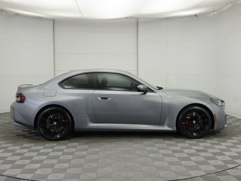 Used 2025 BMW M2 w/ Lighting Package image 4