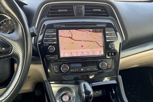 Used 2021 Nissan Maxima Platinum w/ Sport Mat Group image 6