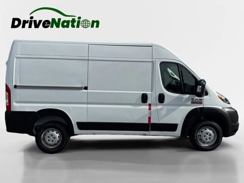 Used 2022 RAM ProMaster 2500 w/ Premium Convenience Group image 4