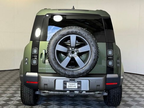 New 2026 Land Rover Defender 110 S image 7