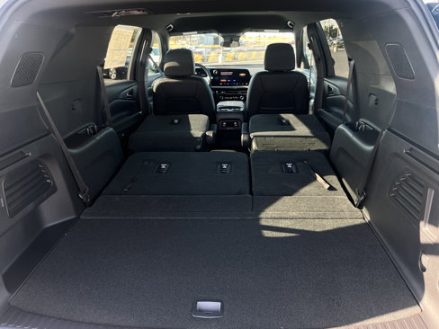 New 2026 Chevrolet Traverse LT image 11