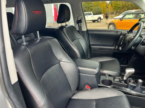Used 2024 Toyota 4Runner TRD Off-Road Premium image 10