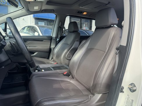 Used 2019 Honda Odyssey Elite image 12