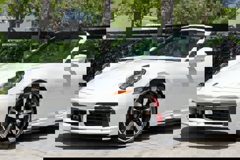 Used 2024 Porsche 911 Turbo image 3