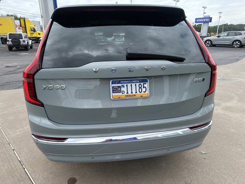 Certified 2025 Volvo XC90 B5 Plus image 6