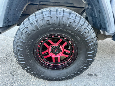 Used 2020 Jeep Gladiator Rubicon image 11