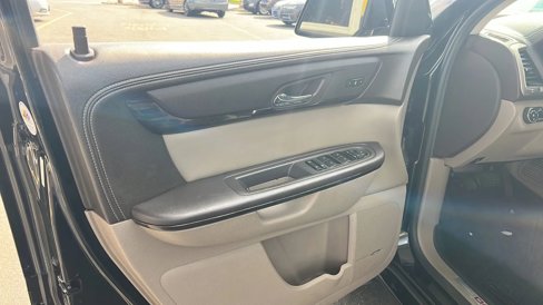 Used 2016 GMC Acadia Denali image 27
