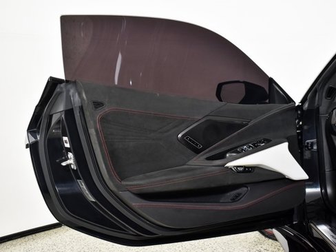 Used 2023 Chevrolet Corvette Z06 image 13