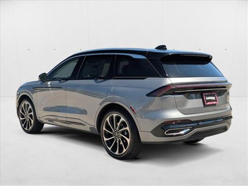 New 2025 Lincoln Nautilus Black Label image 7