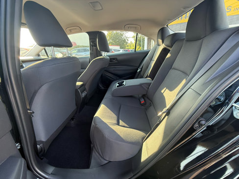 Used 2025 Toyota Corolla LE w/ LE Premium Package image 15
