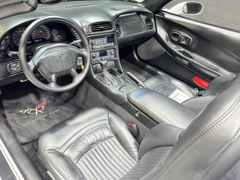 Used 2002 Chevrolet Corvette Convertible w/ Preferred Equipment Group2 image 2