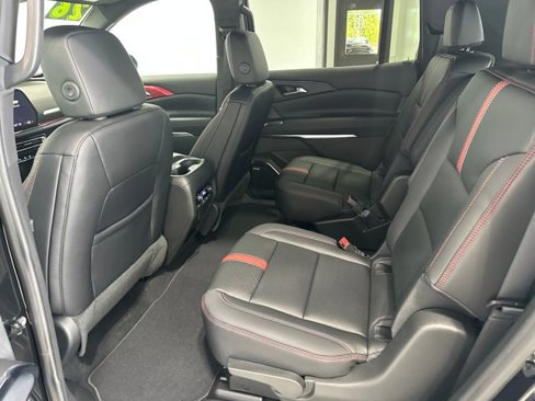 New 2026 Chevrolet Traverse RS image 8